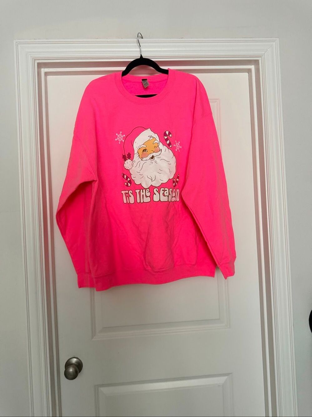 Gildan Tis The Season Santa Claus Pink Christmas Sweatshirt Graphic Crewneck XL